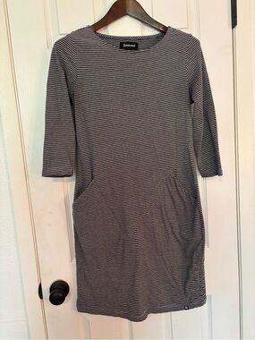 betabrand red eye travel dress Betabrand Red Eye Hoodie Travel Dress Sz S